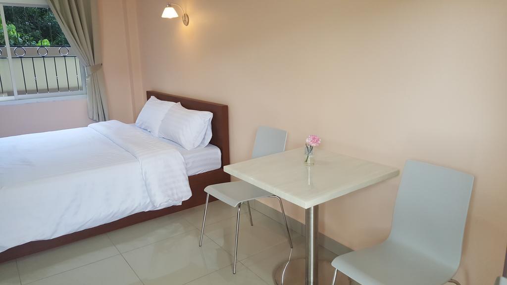 Jirasin Hotel & Apartment Ranong Room photo