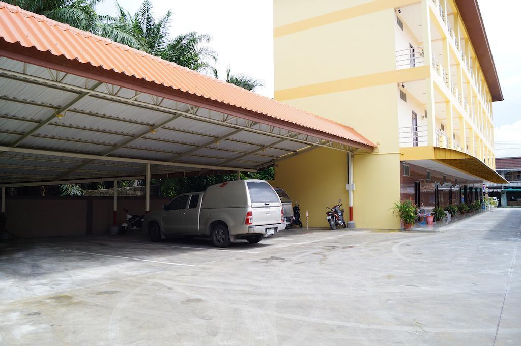 Jirasin Hotel & Apartment Ranong Exterior photo