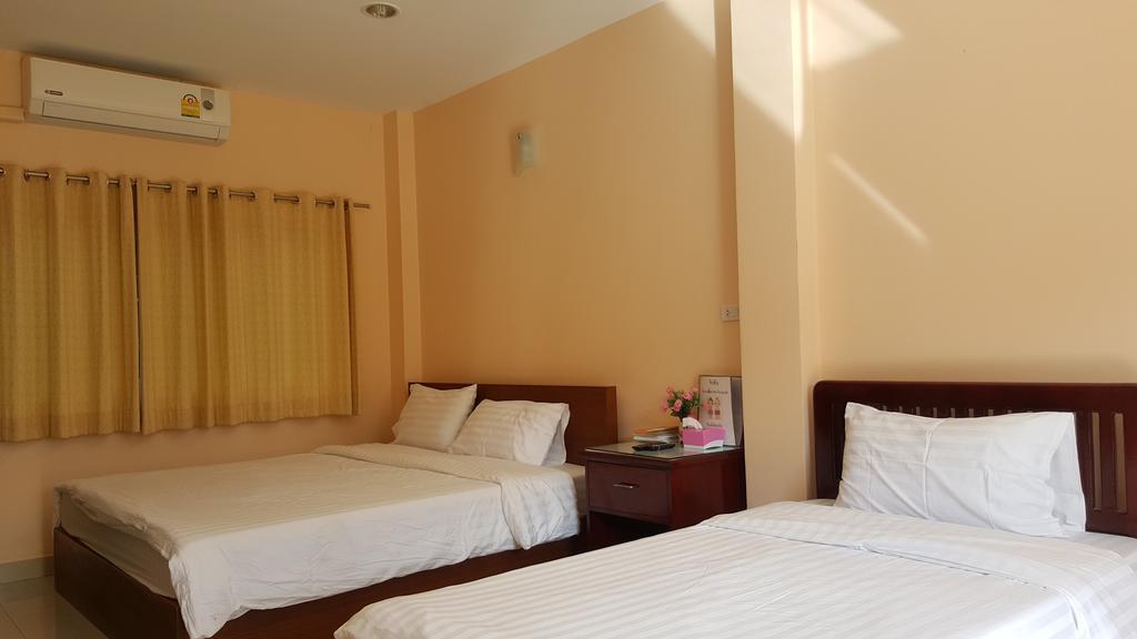 Jirasin Hotel & Apartment Ranong Exterior photo