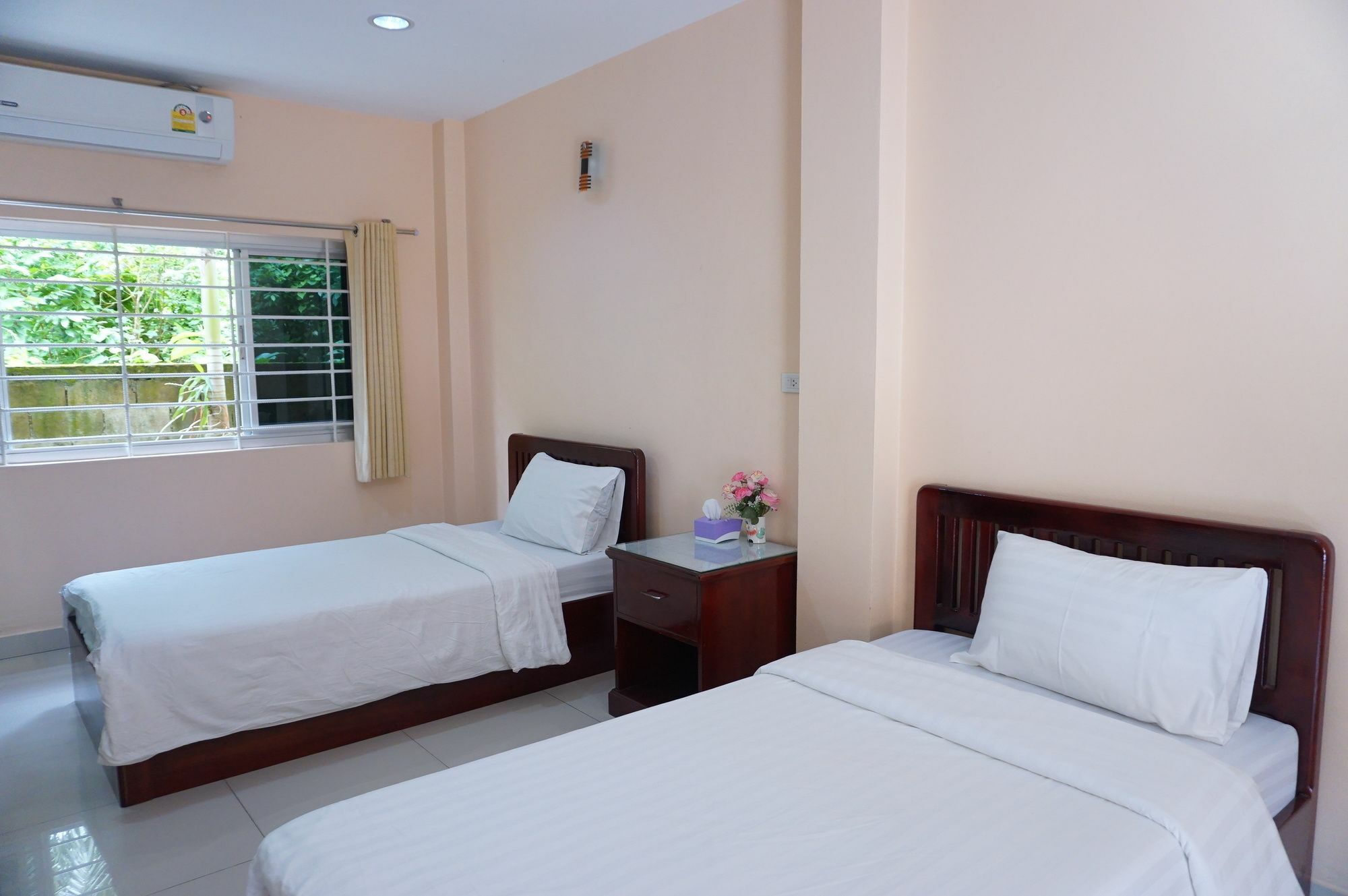 Jirasin Hotel & Apartment Ranong Exterior photo