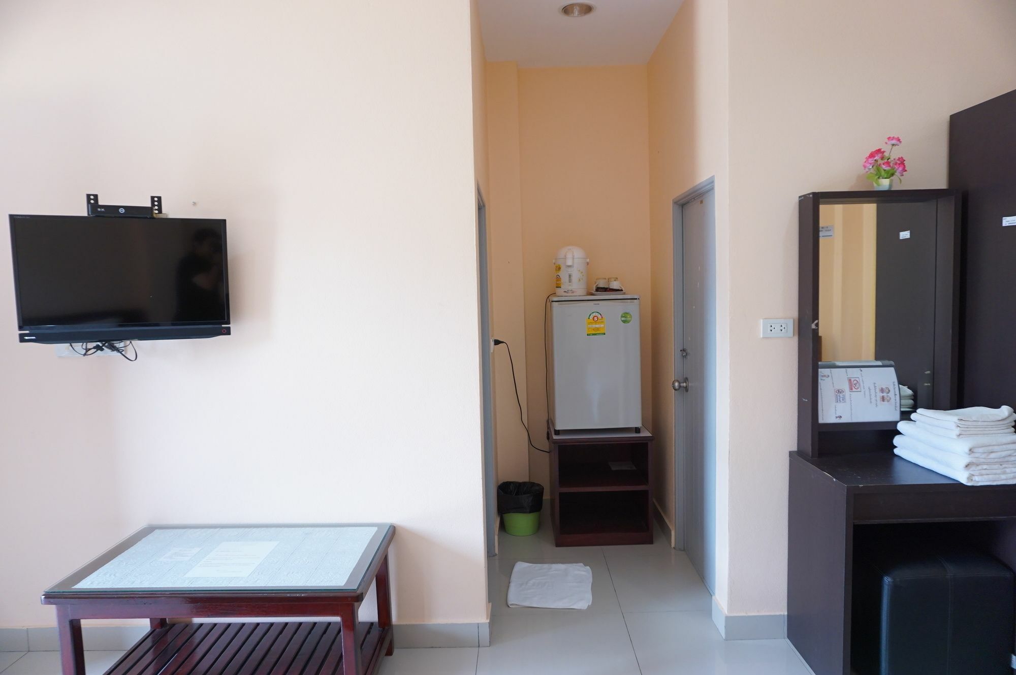 Jirasin Hotel & Apartment Ranong Exterior photo